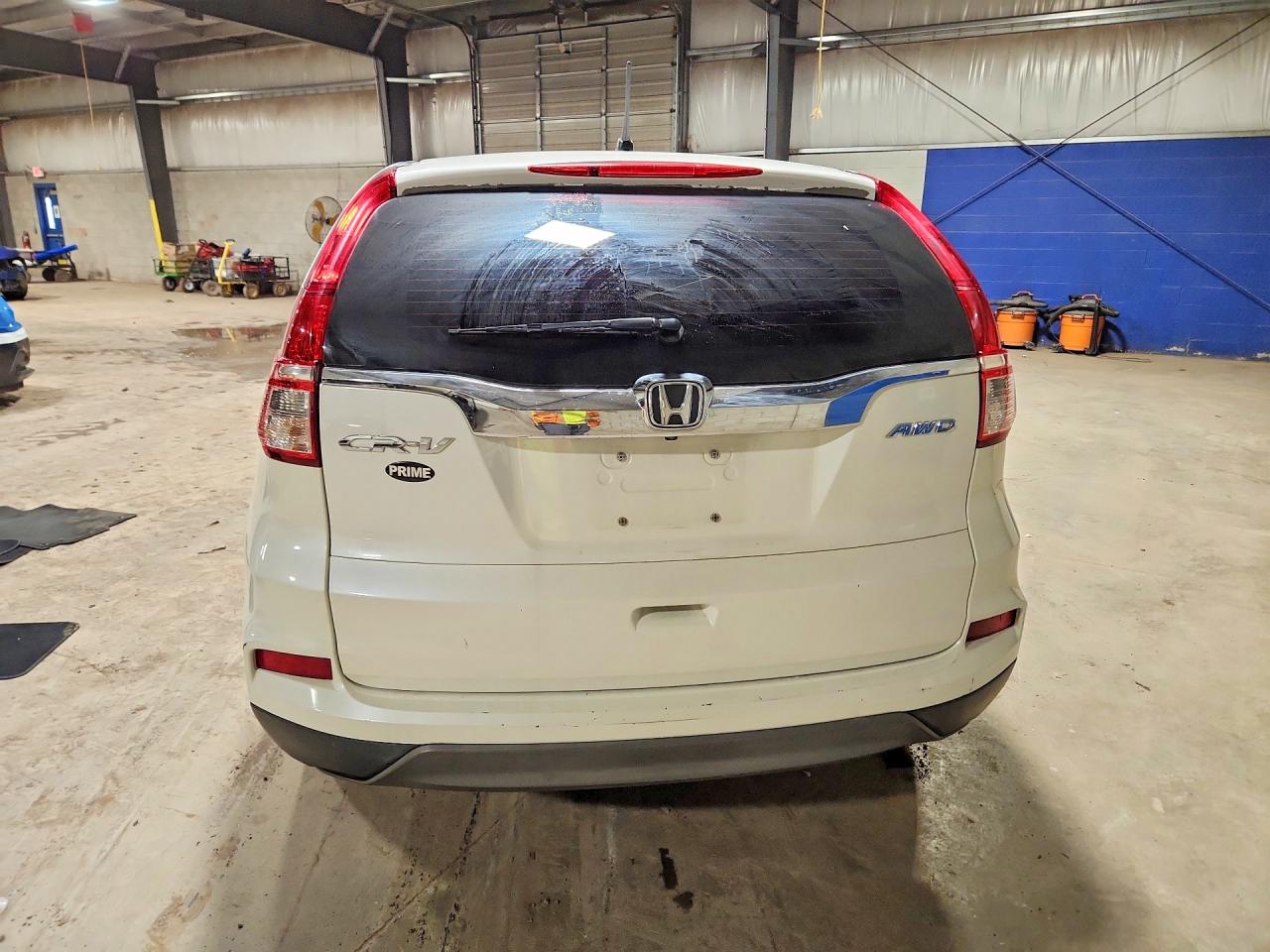 2015 HONDA CR-V LX photo 11