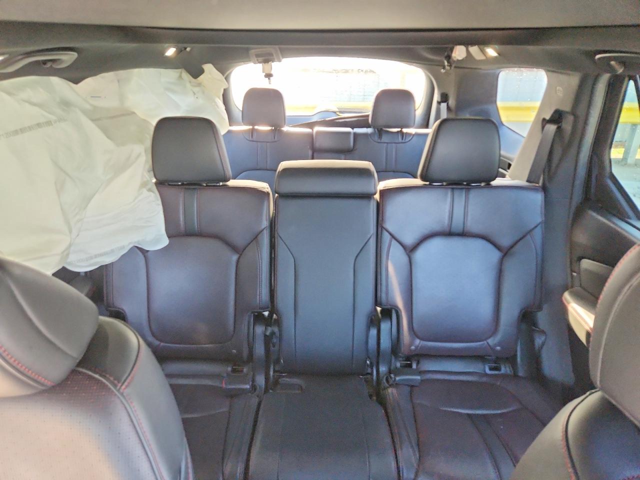 2025 HONDA PILOT BLACK photo 28
