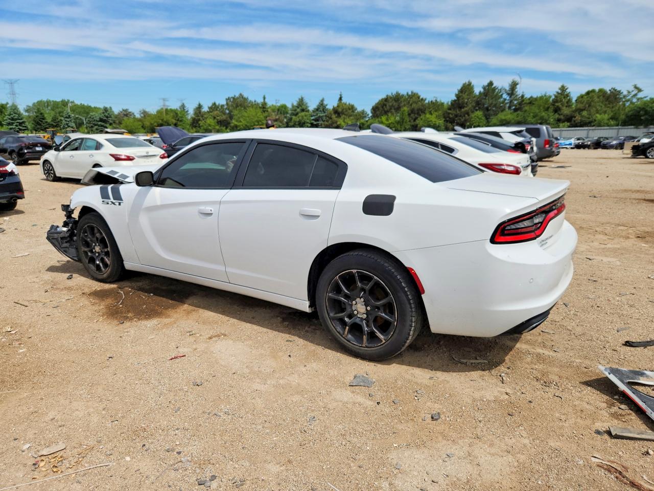 2015 DODGE CHARGER SXT photo 2