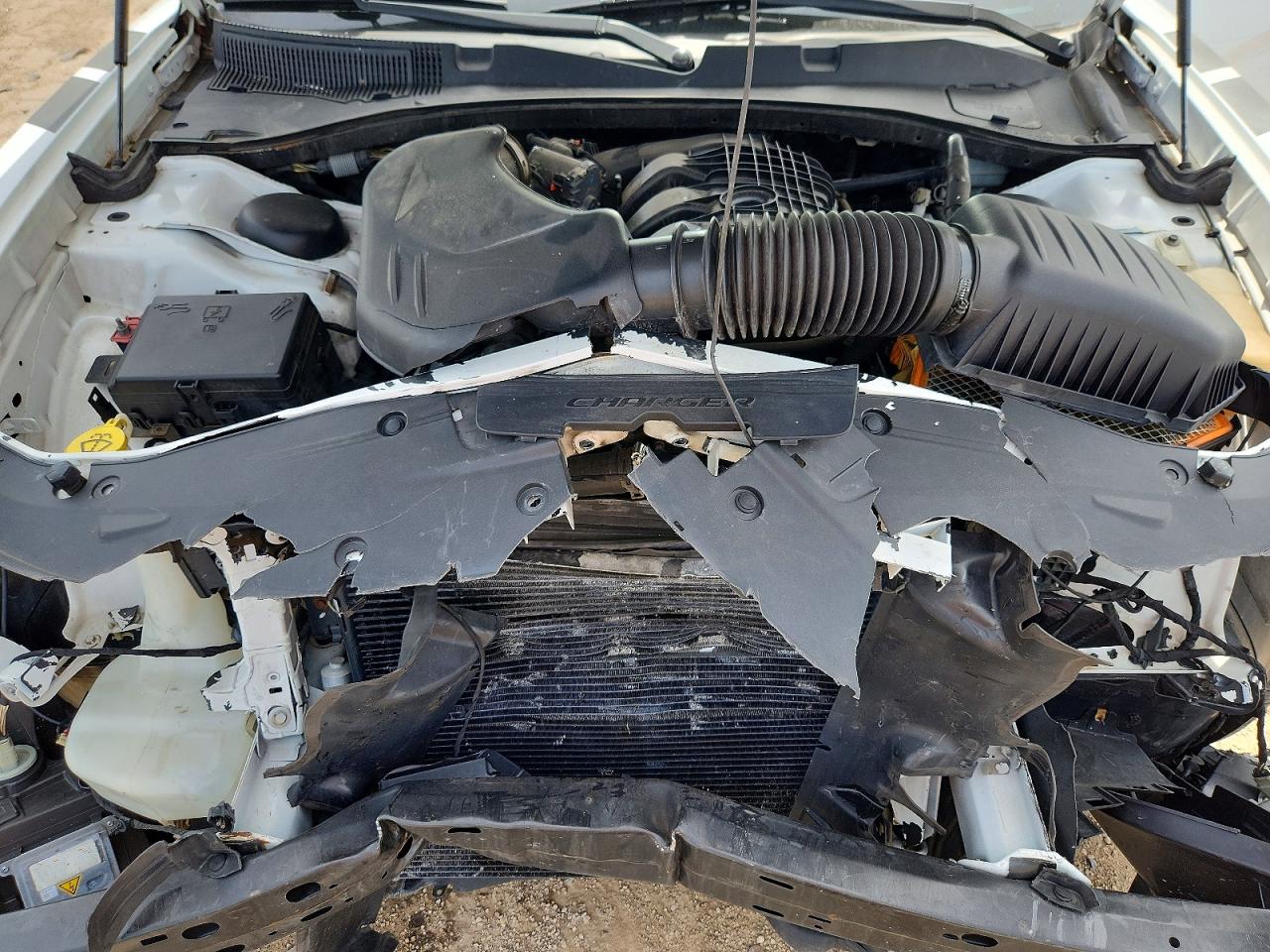 2015 DODGE CHARGER SXT photo 11