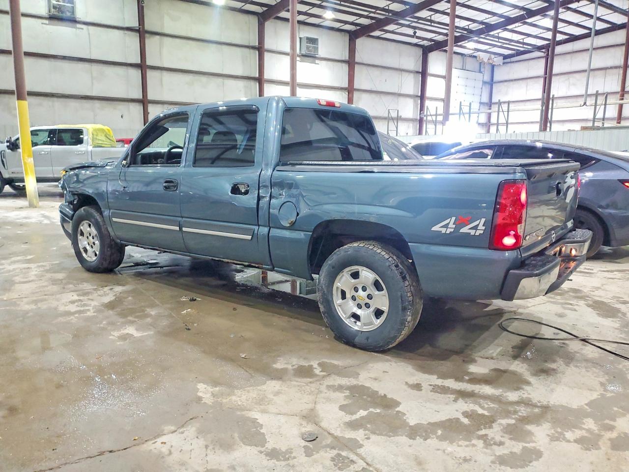 2006 CHEVROLET SILVERADO K1500 photo 3