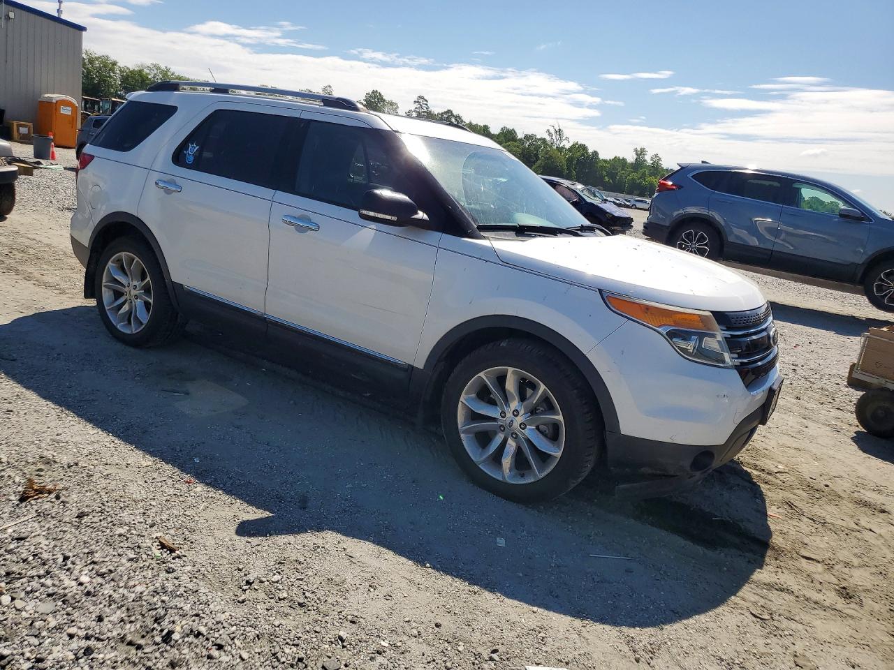 2014 FORD EXPLORER XLT photo 4