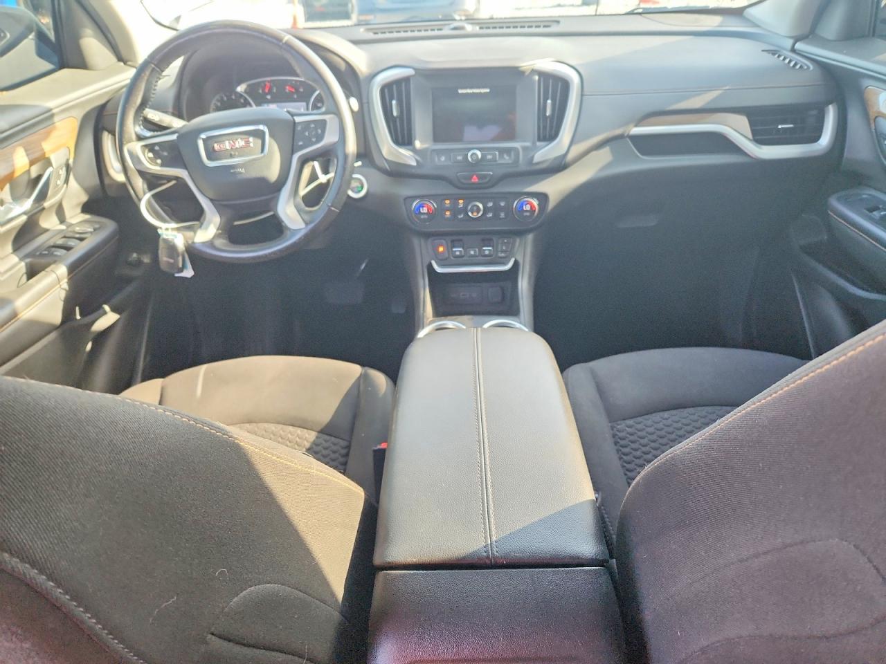 2019 GMC TERRAIN SLE photo 22