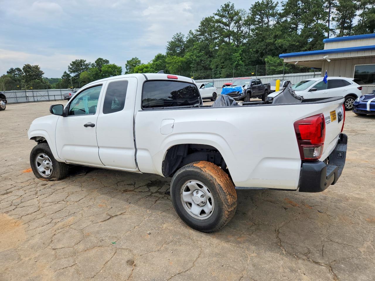 2019 TOYOTA TACOMA SR photo 3
