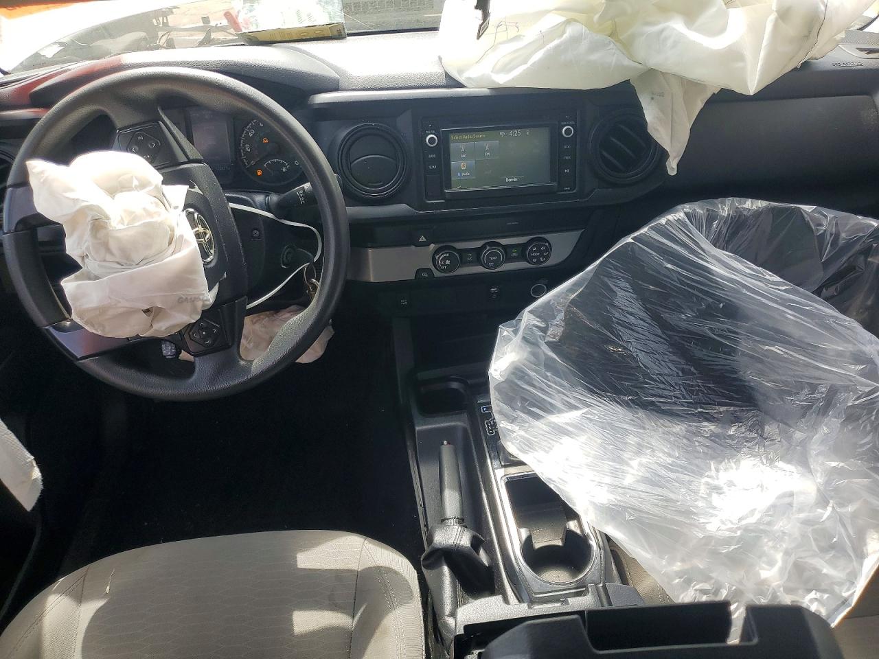 2019 TOYOTA TACOMA SR photo 15