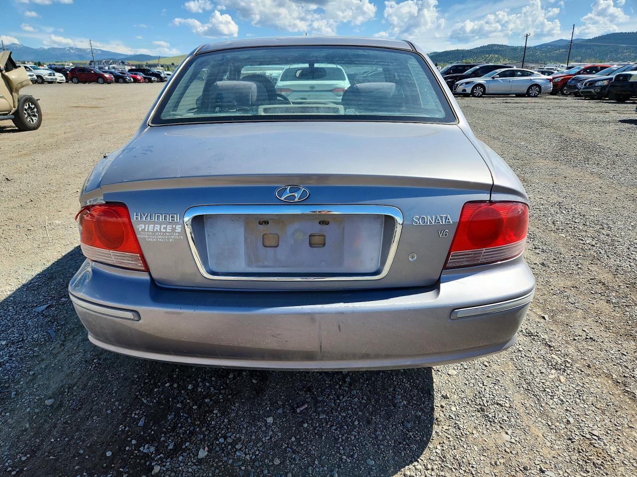 2005 HYUNDAI SONATA GLS photo 16
