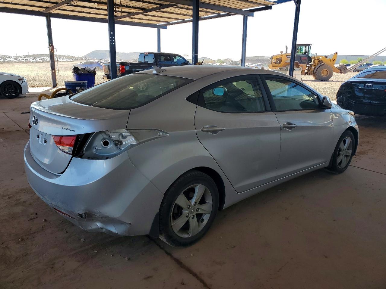 2013 HYUNDAI ELANTRA GLS photo 5