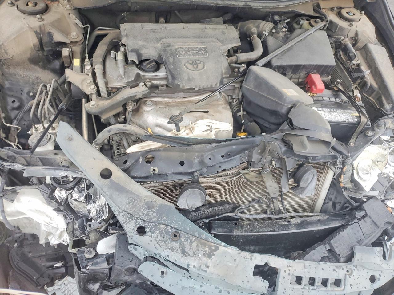 2016 TOYOTA CAMRY SE photo 31