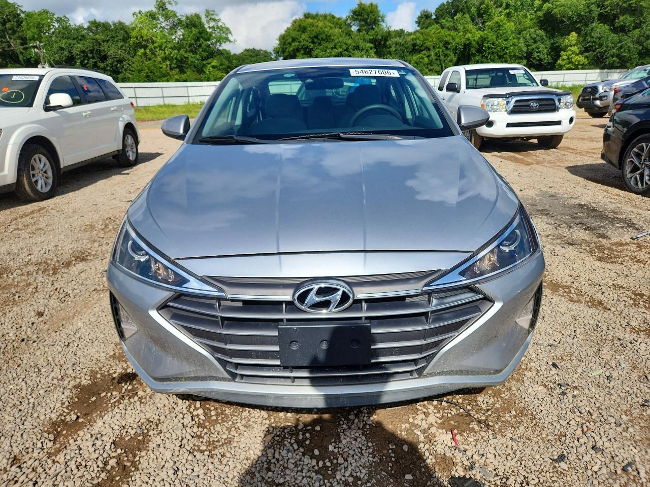 2020 HYUNDAI ELANTRA SE photo 9