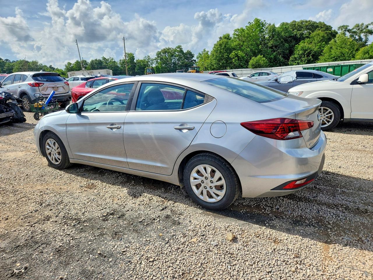 2020 HYUNDAI ELANTRA SE photo 3