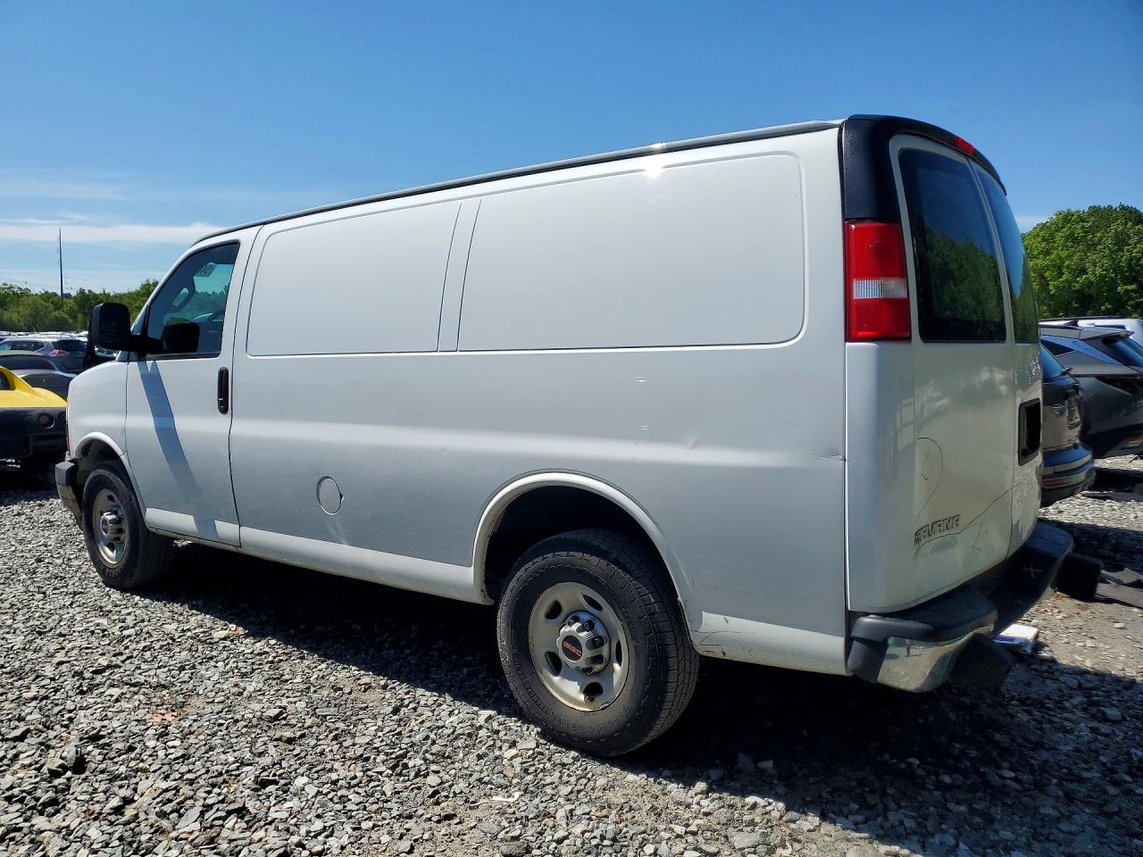 2018 GMC SAVANA 2500 DELIVERY VAN photo 4