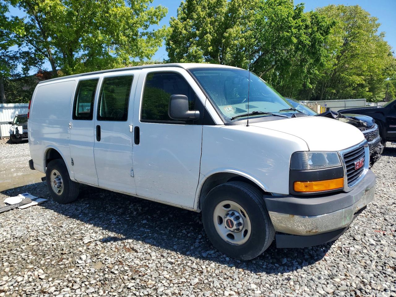 2018 GMC SAVANA 2500 DELIVERY VAN photo 10