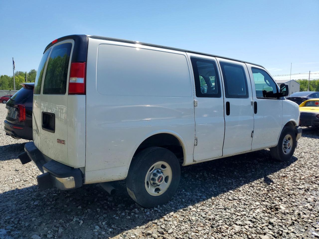 2018 GMC SAVANA 2500 DELIVERY VAN photo 7