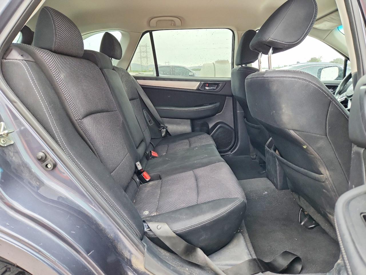 2015 SUBARU OUTBACK 2.5I photo 31