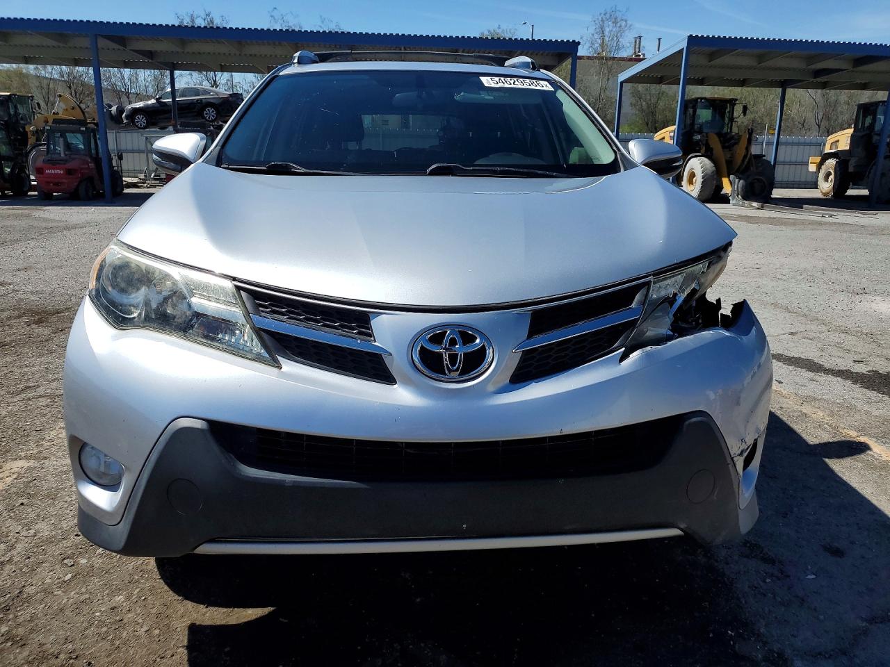 2015 TOYOTA RAV4 XLE photo 13