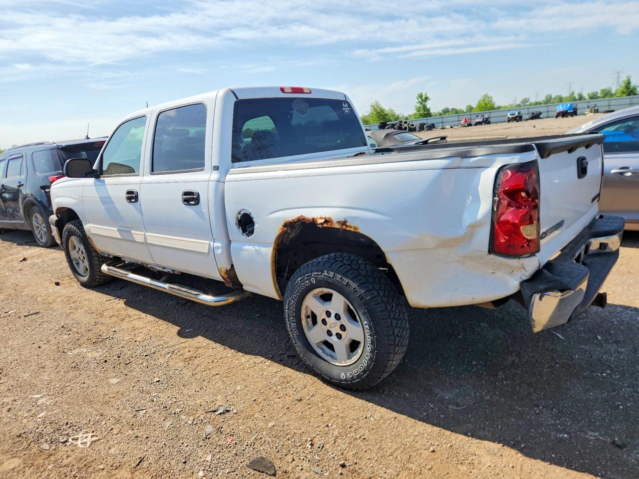 2005 CHEVROLET SILVERADO K1500 photo 4