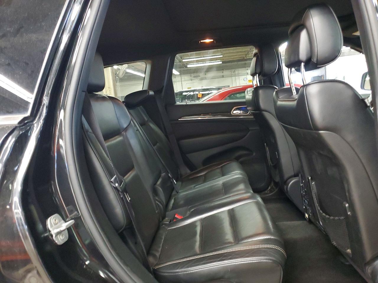 2014 JEEP GRAND CHEROKEE OVERLAND photo 31