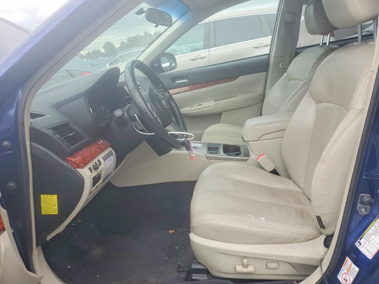 2011 SUBARU OUTBACK 2.5I LIMITED photo 13