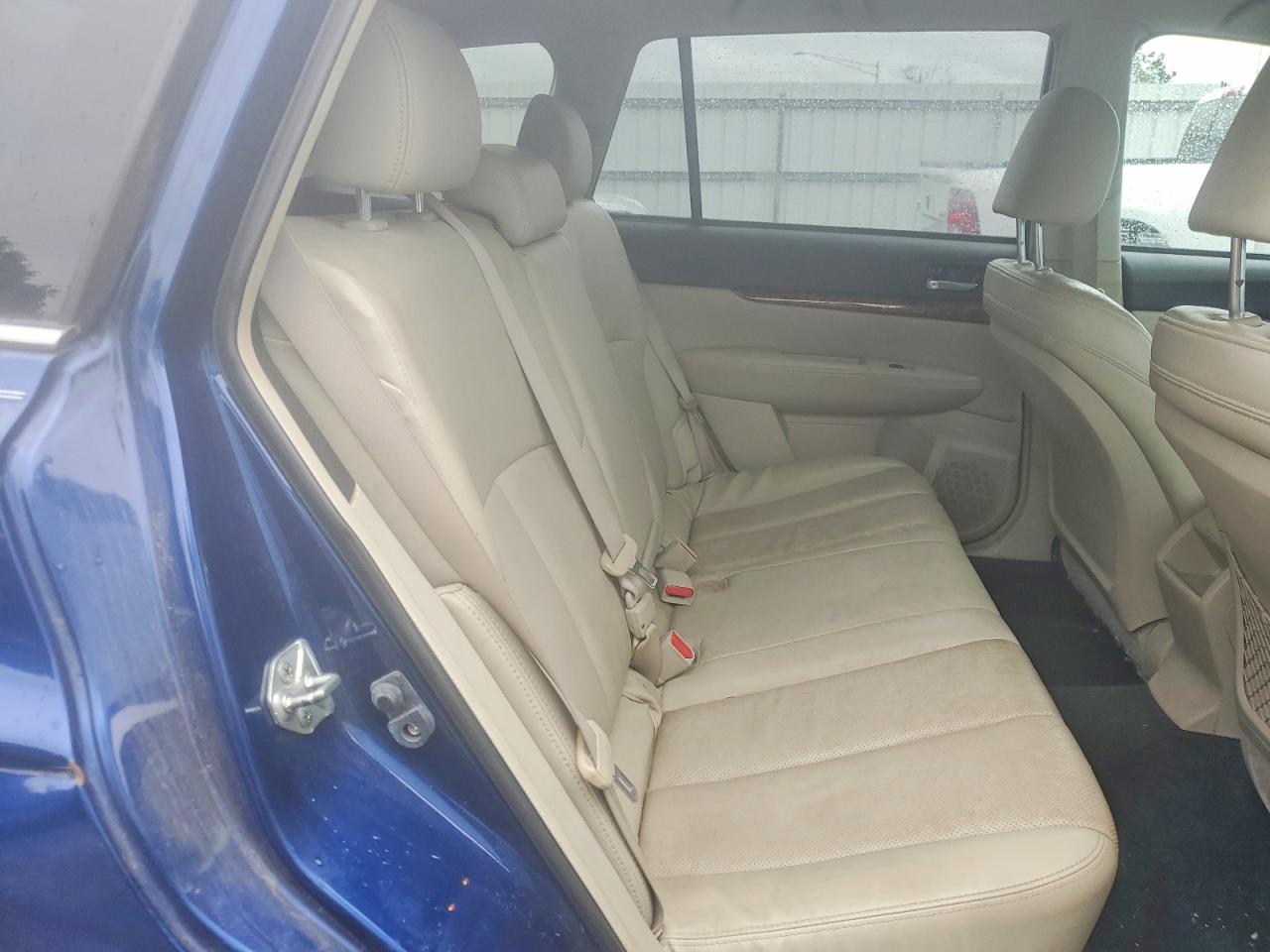 2011 SUBARU OUTBACK 2.5I LIMITED photo 19