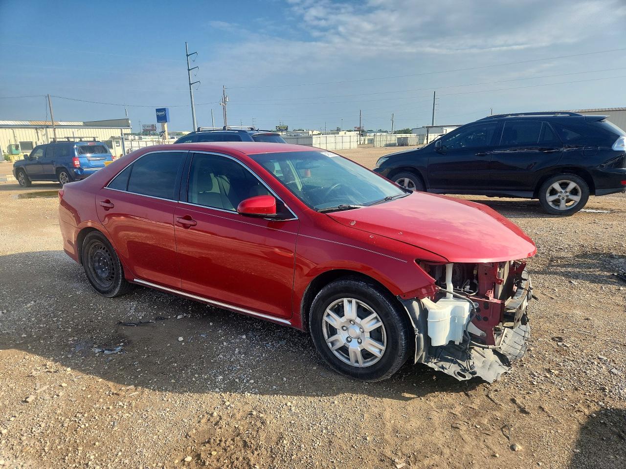 2014 TOYOTA CAMRY LE photo 7