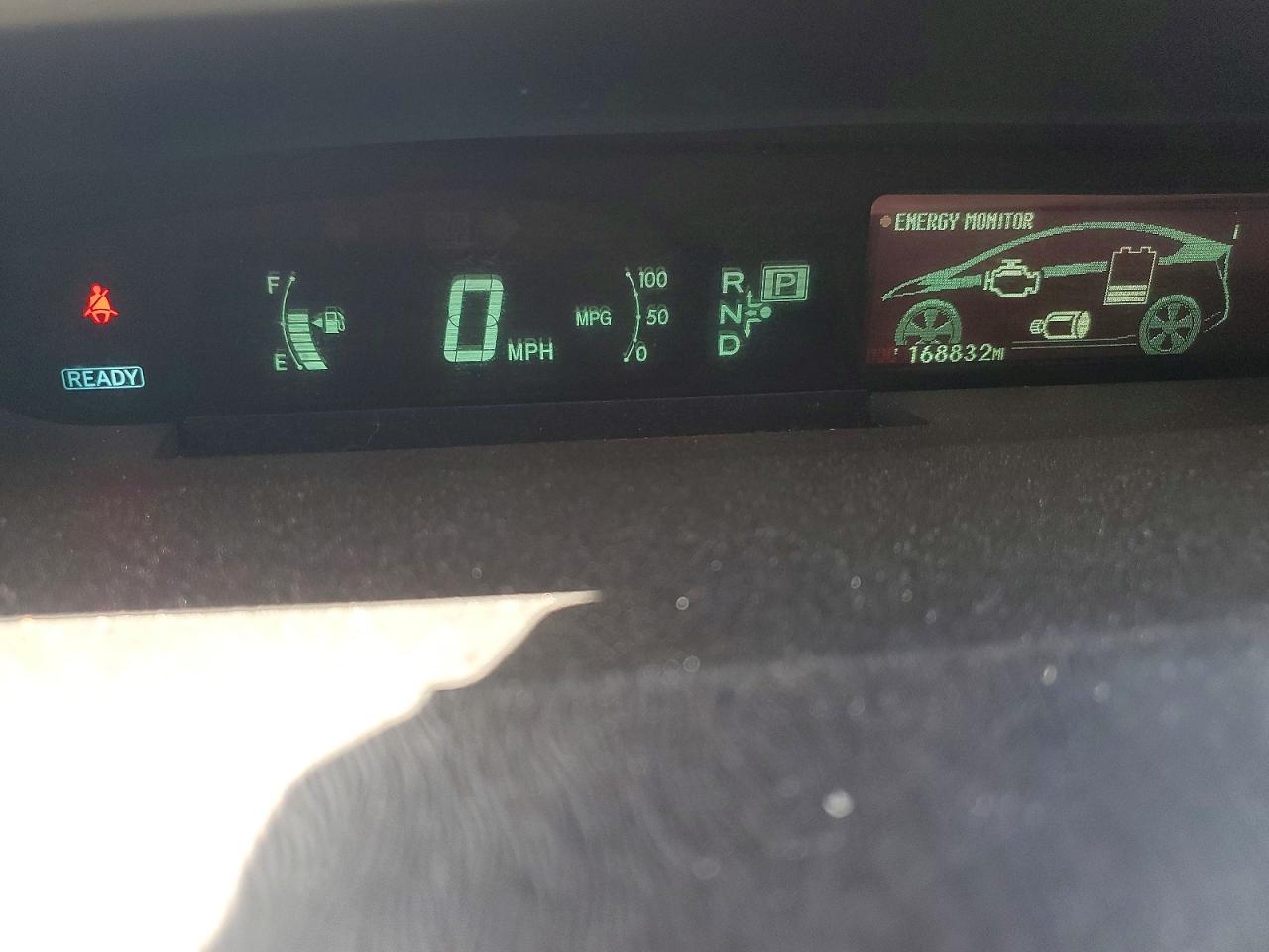 2011 TOYOTA PRIUS TWO photo 17
