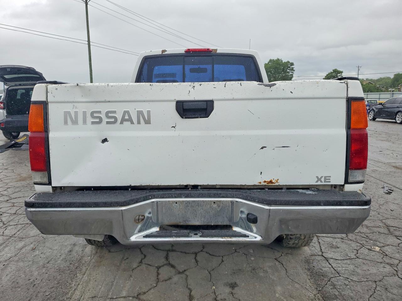 1995 NISSAN TRUCK XE photo 16