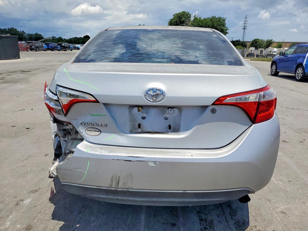 2014 TOYOTA COROLLA L photo 16