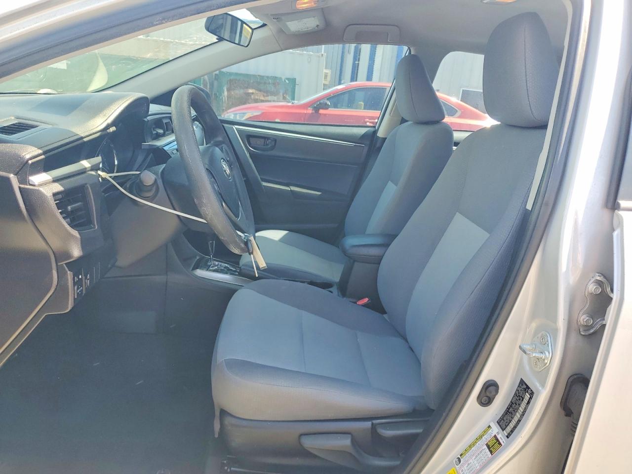2014 TOYOTA COROLLA L photo 19