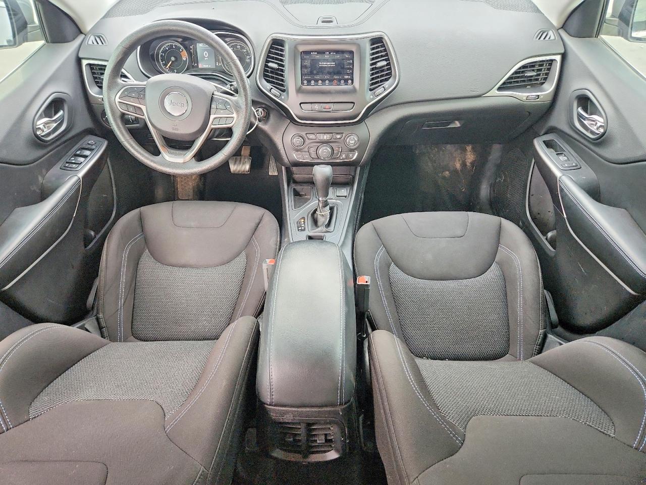 2019 JEEP CHEROKEE LATITUDE photo 22