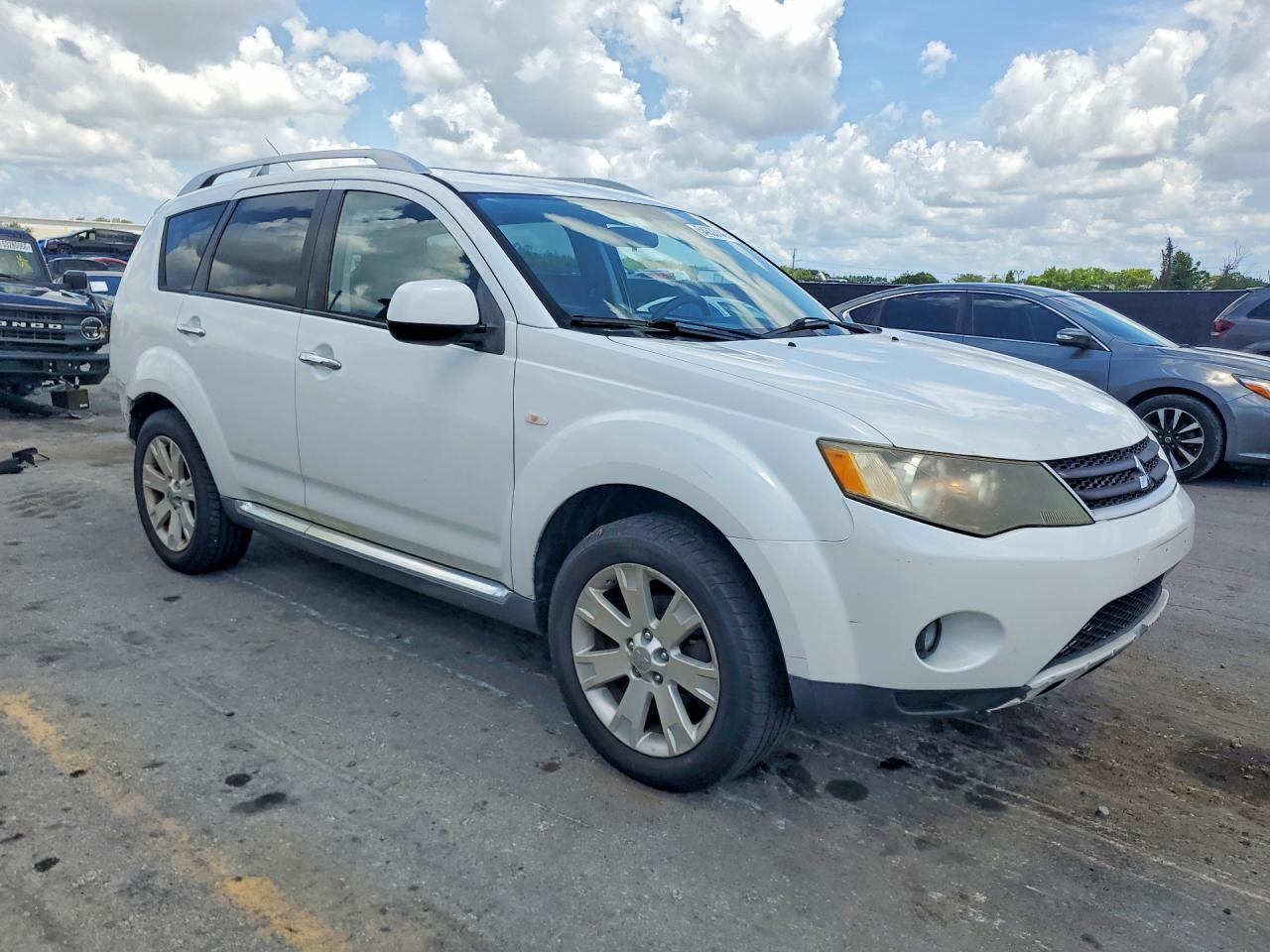 2009 MITSUBISHI OUTLANDER SE photo 7