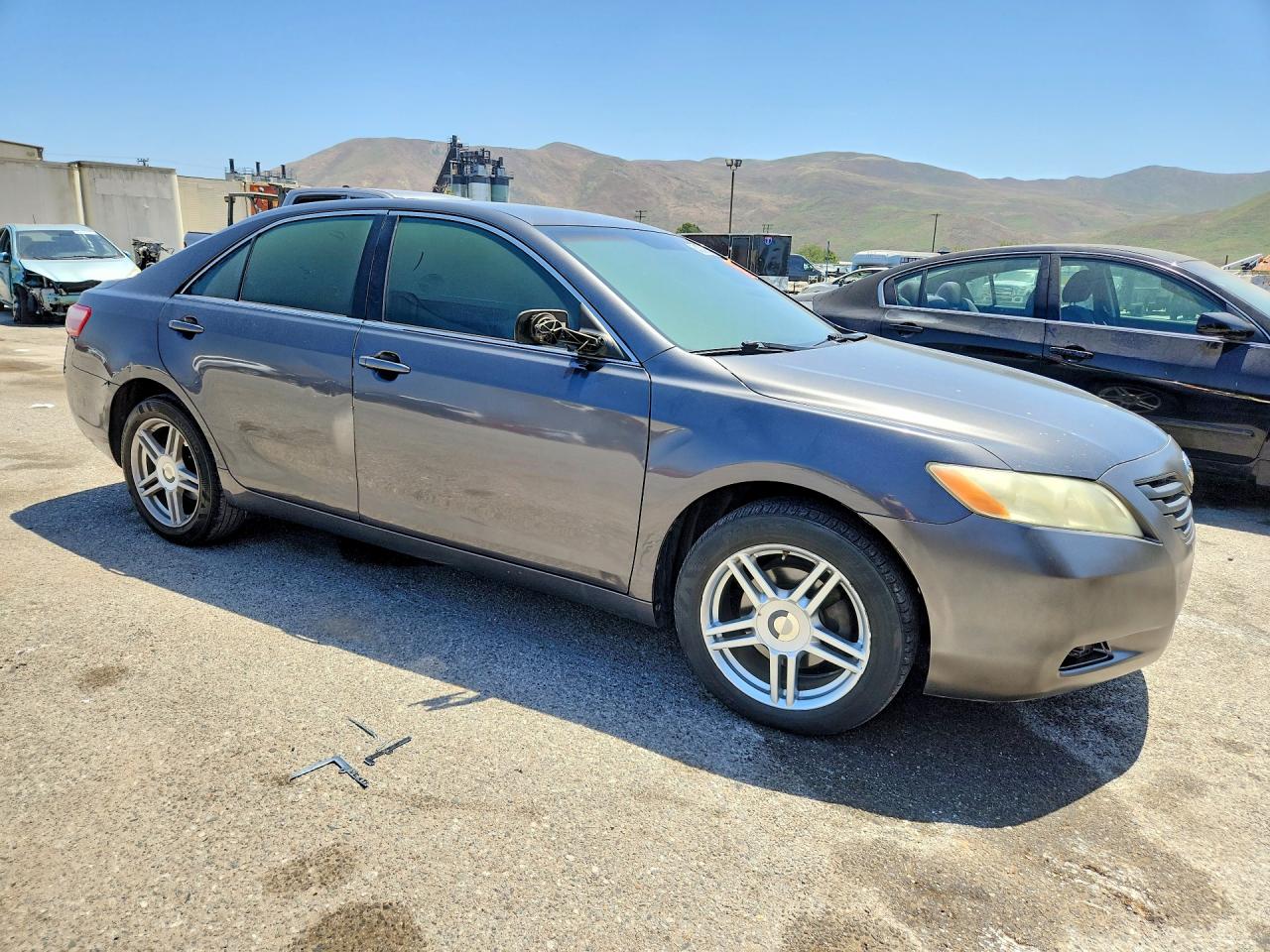 2009 TOYOTA CAMRY LE photo 4