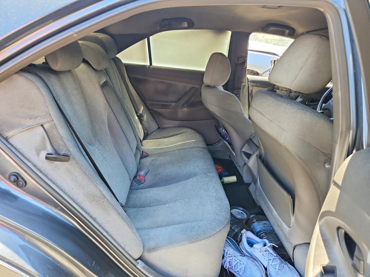 2009 TOYOTA CAMRY LE photo 10