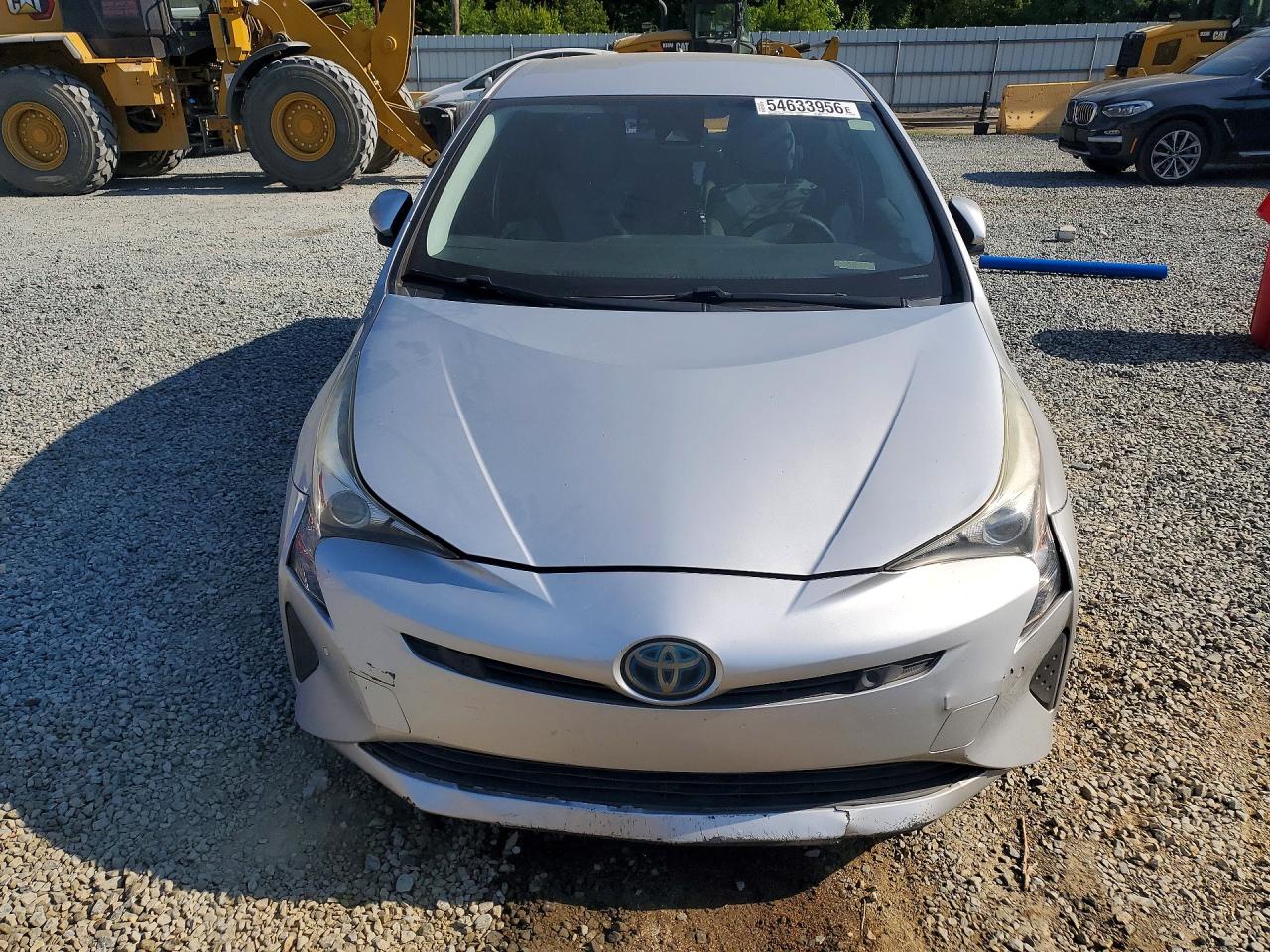 2017 TOYOTA PRIUS FOUR photo 9