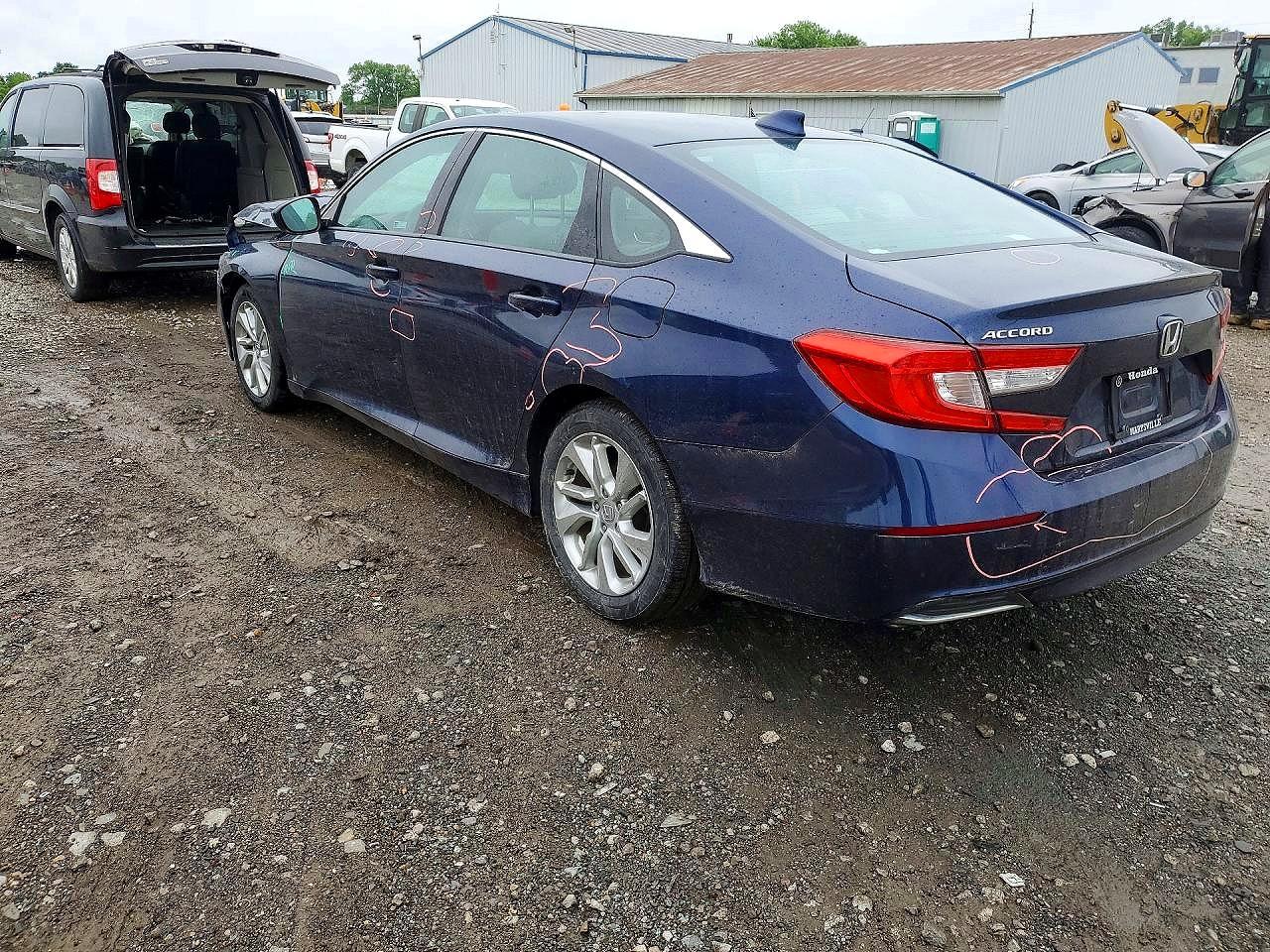 2020 HONDA ACCORD LX photo 3