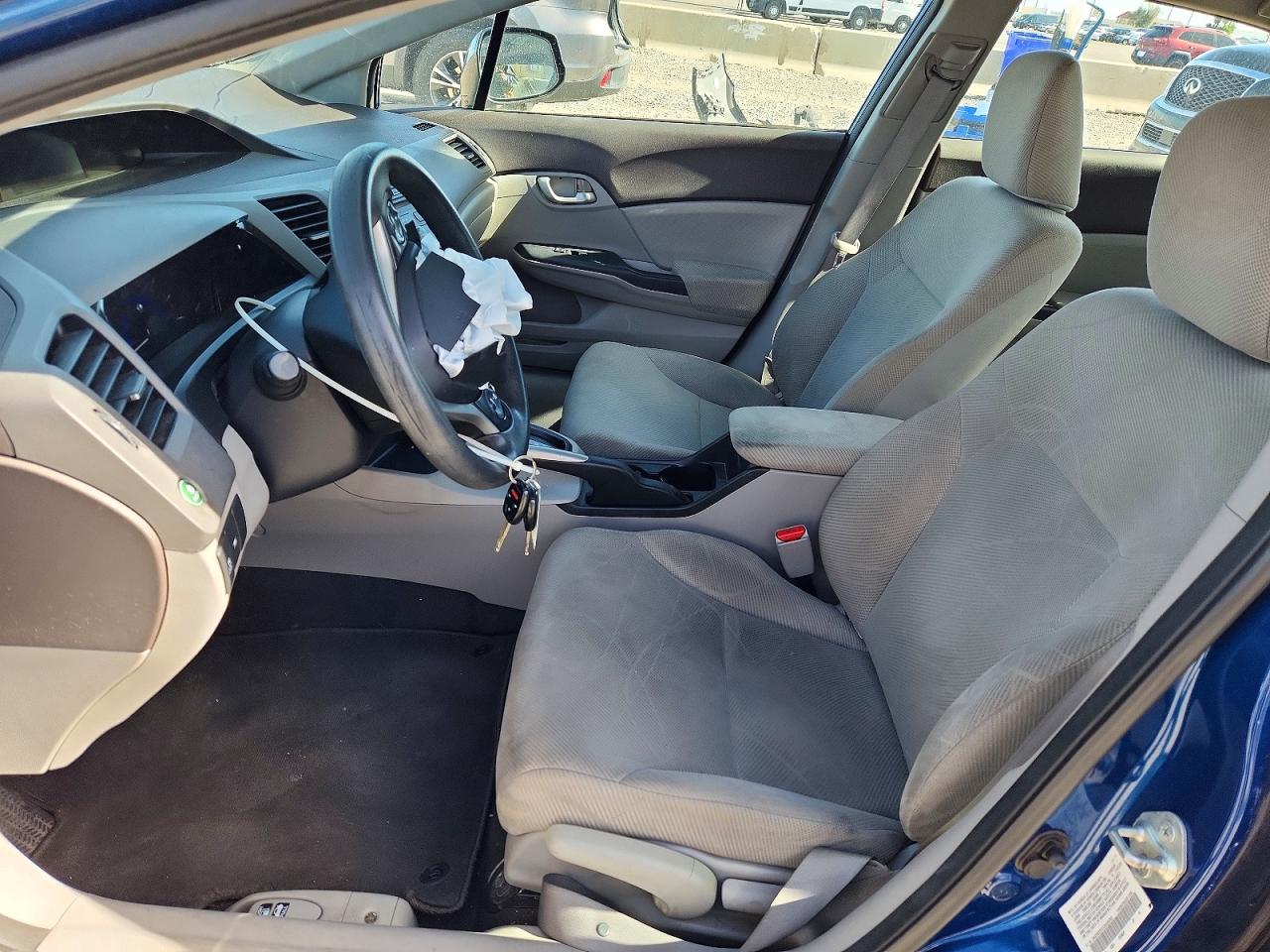 2012 HONDA CIVIC LX photo 19