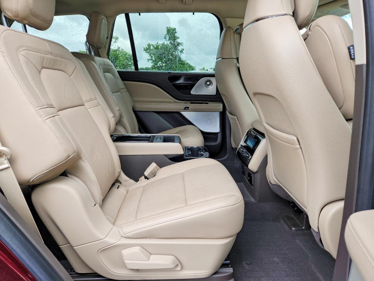 2021 LINCOLN AVIATOR RESERVE photo 31