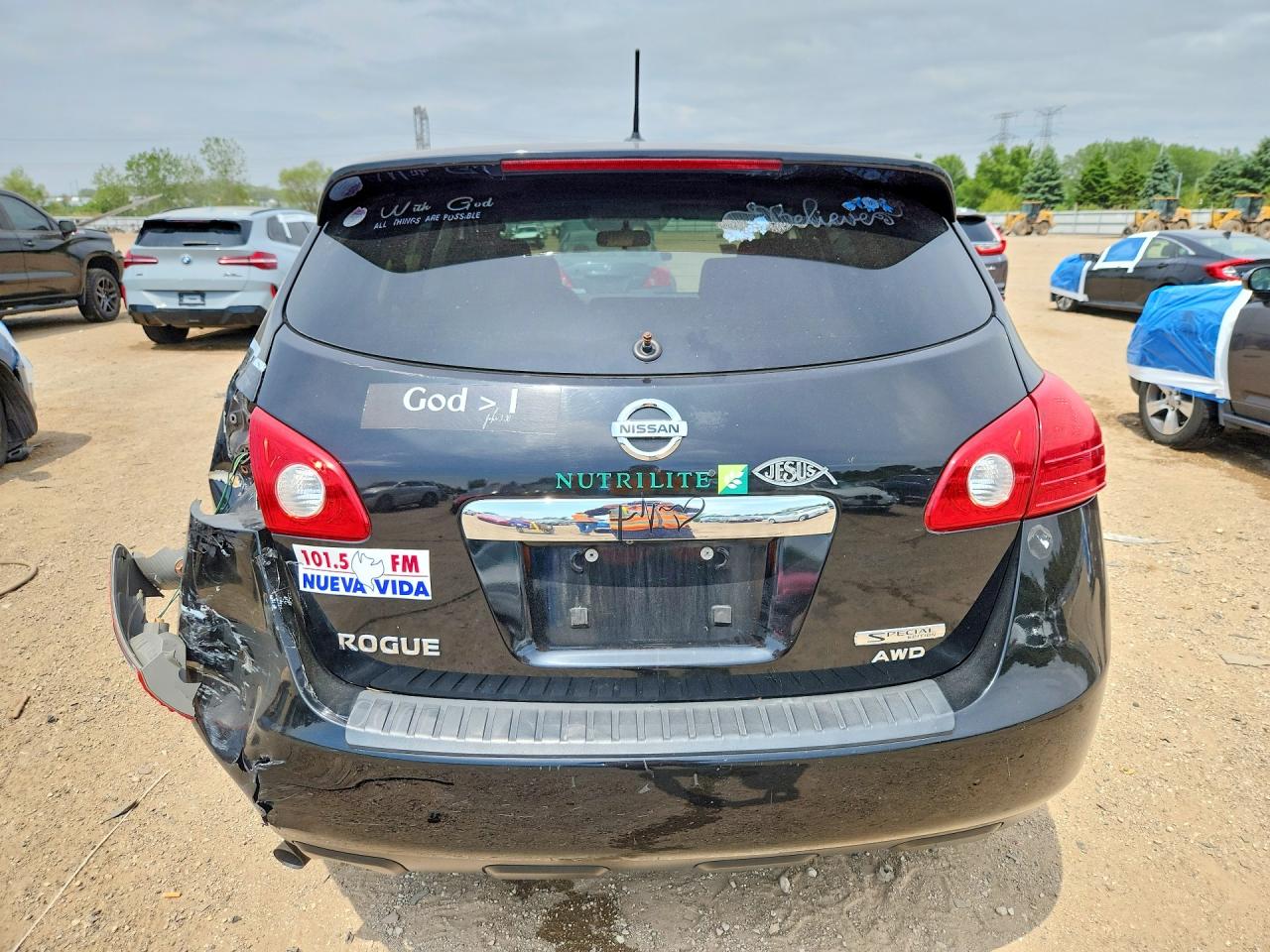 2013 NISSAN ROGUE S photo 6