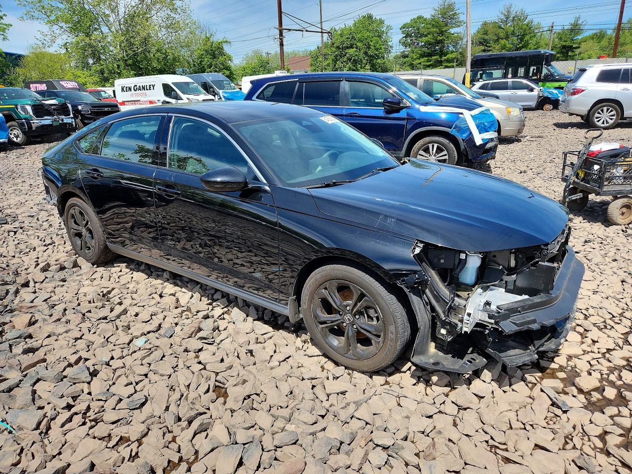 2025 HONDA ACCORD SE photo 4