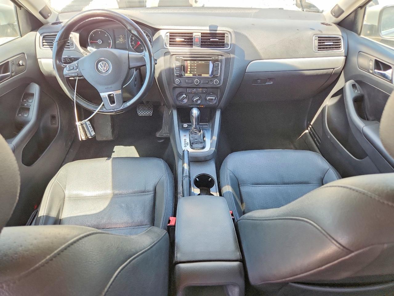 2012 VOLKSWAGEN JETTA TDI photo 15