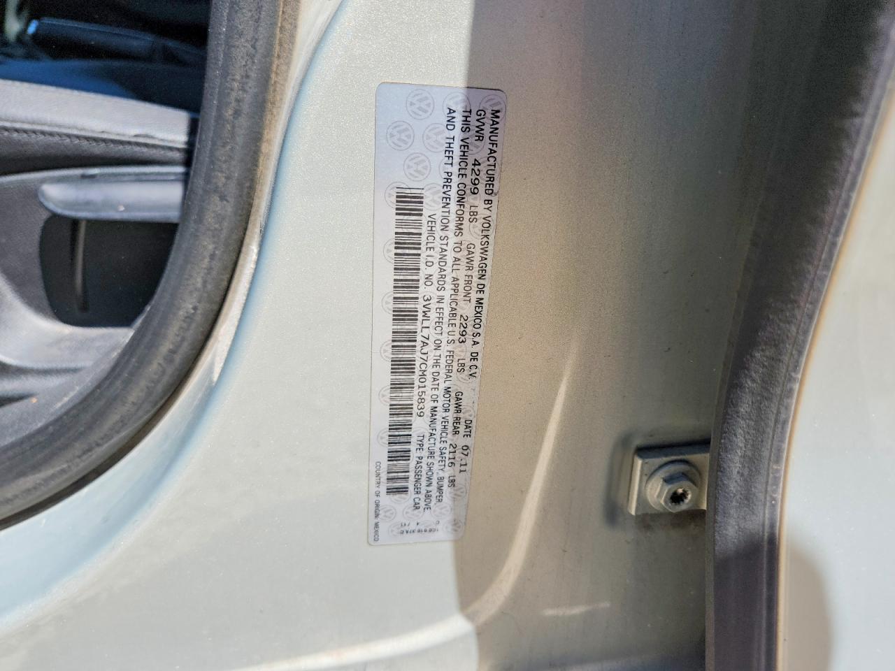 2012 VOLKSWAGEN JETTA TDI photo 23