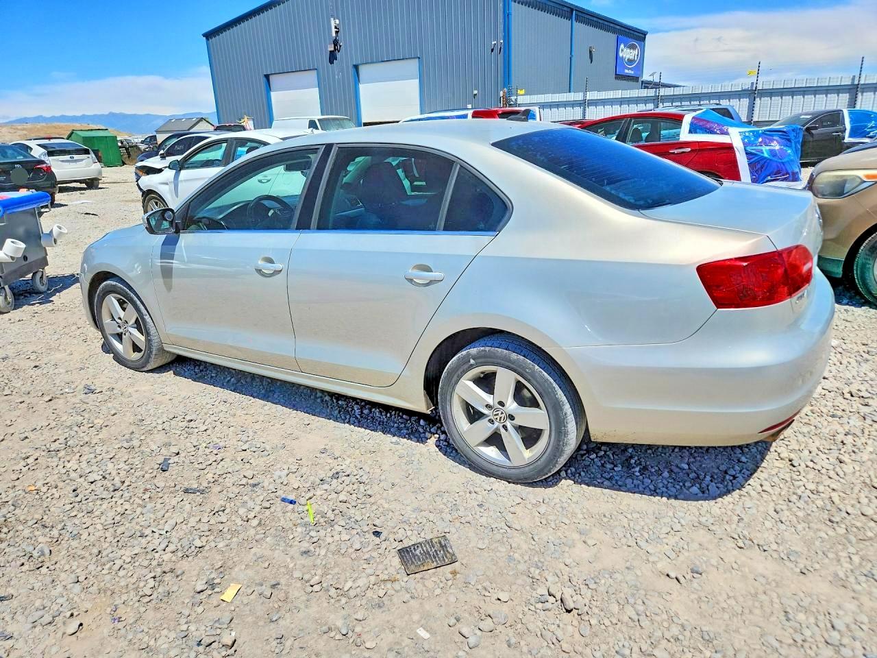 2012 VOLKSWAGEN JETTA TDI photo 3