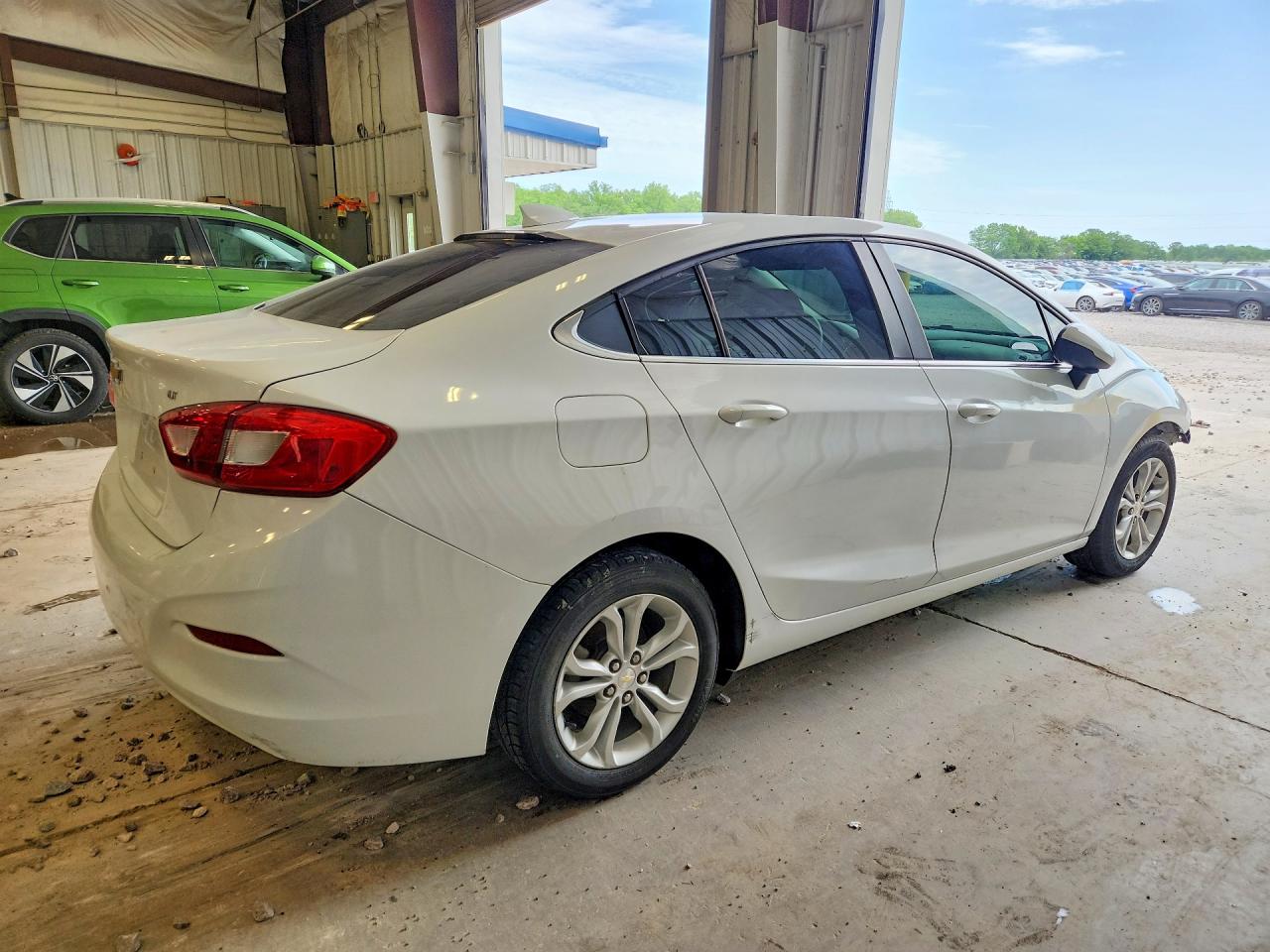 2019 CHEVROLET CRUZE LT photo 7