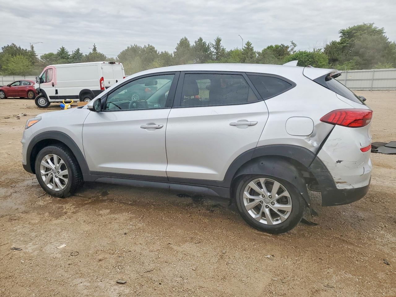 2019 HYUNDAI TUCSON SE photo 3