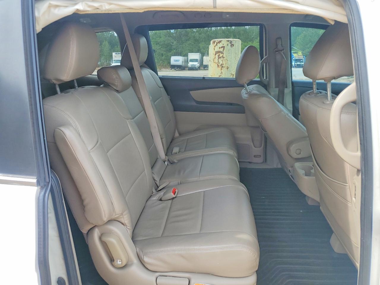 2014 HONDA ODYSSEY photo 21