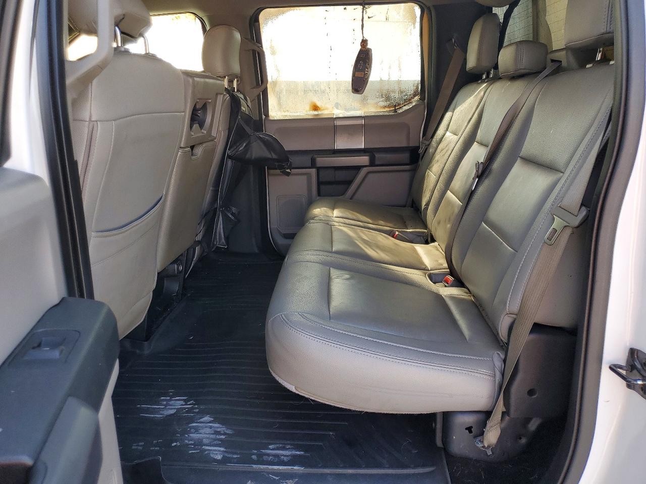 2015 FORD F150 SUPERCREW photo 28