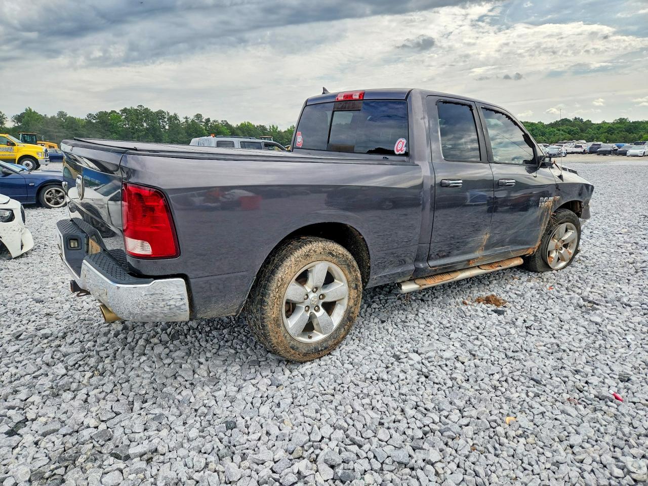2014 RAM 1500 SLT photo 7