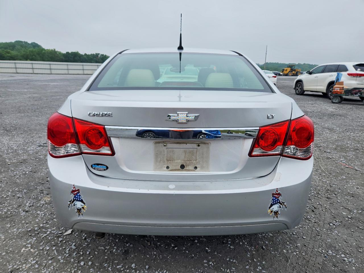 2013 CHEVROLET CRUZE LT photo 11