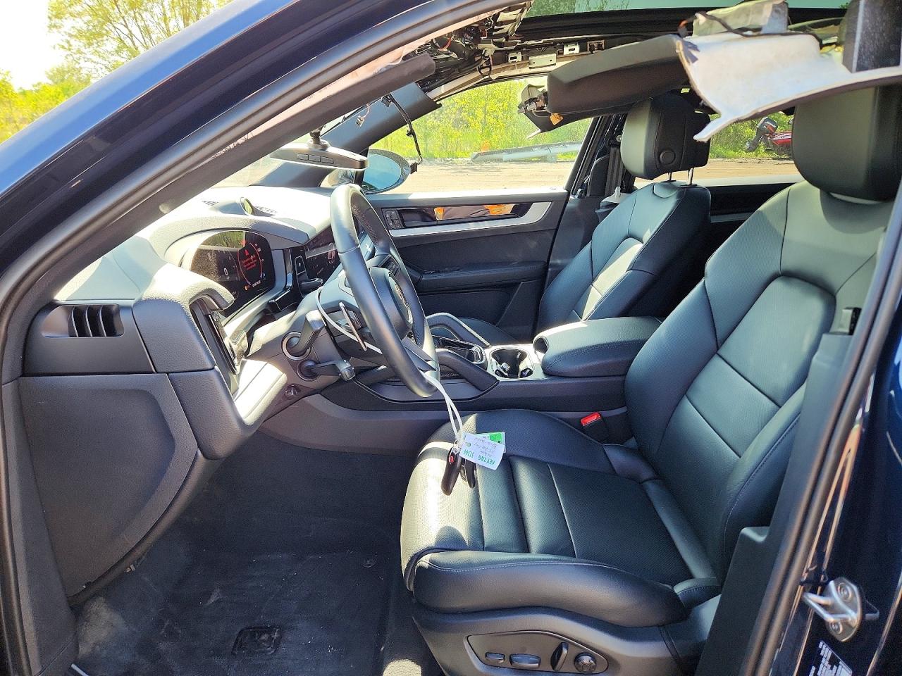 2025 PORSCHE CAYENNE S photo 13