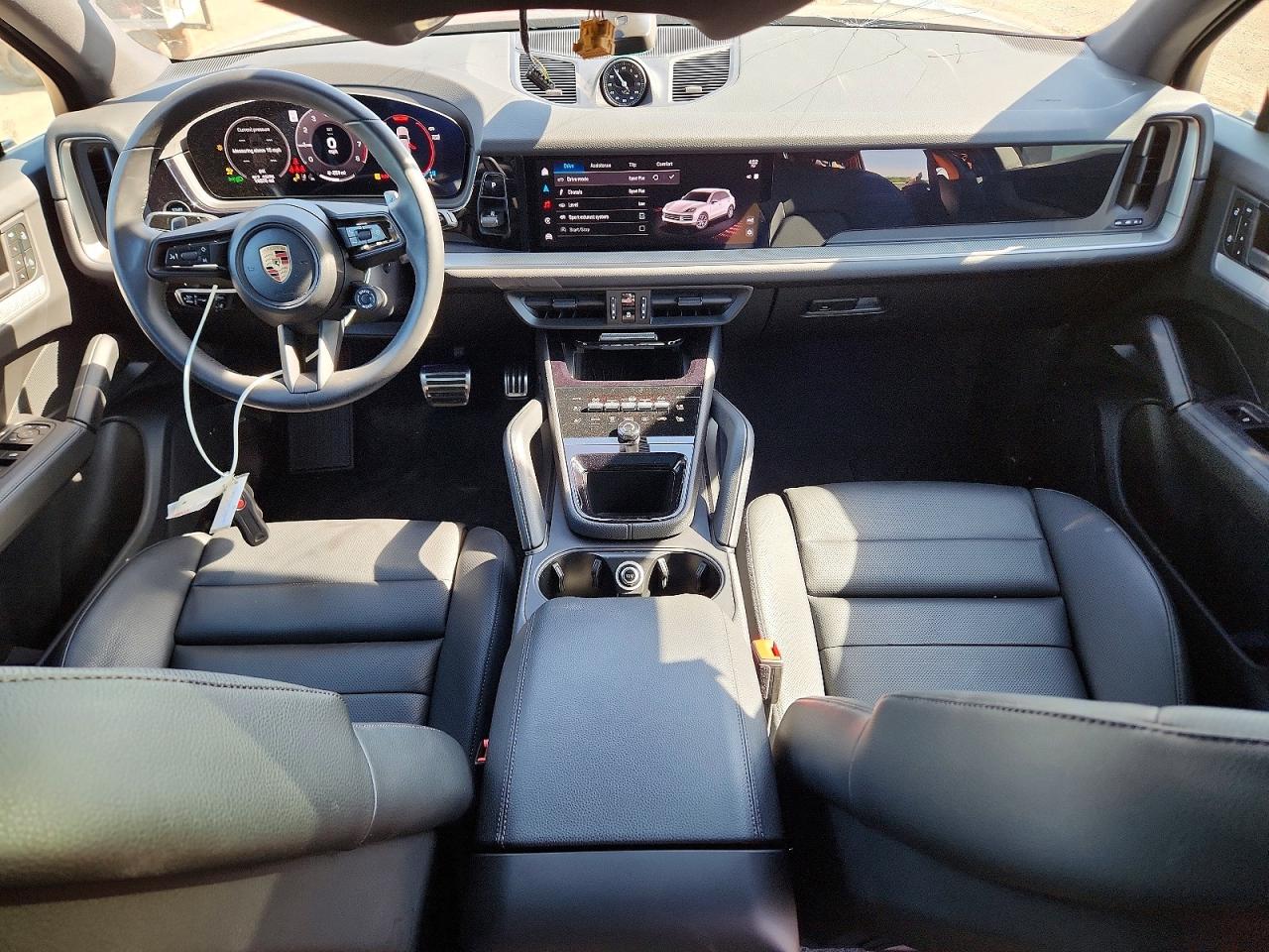 2025 PORSCHE CAYENNE S photo 15