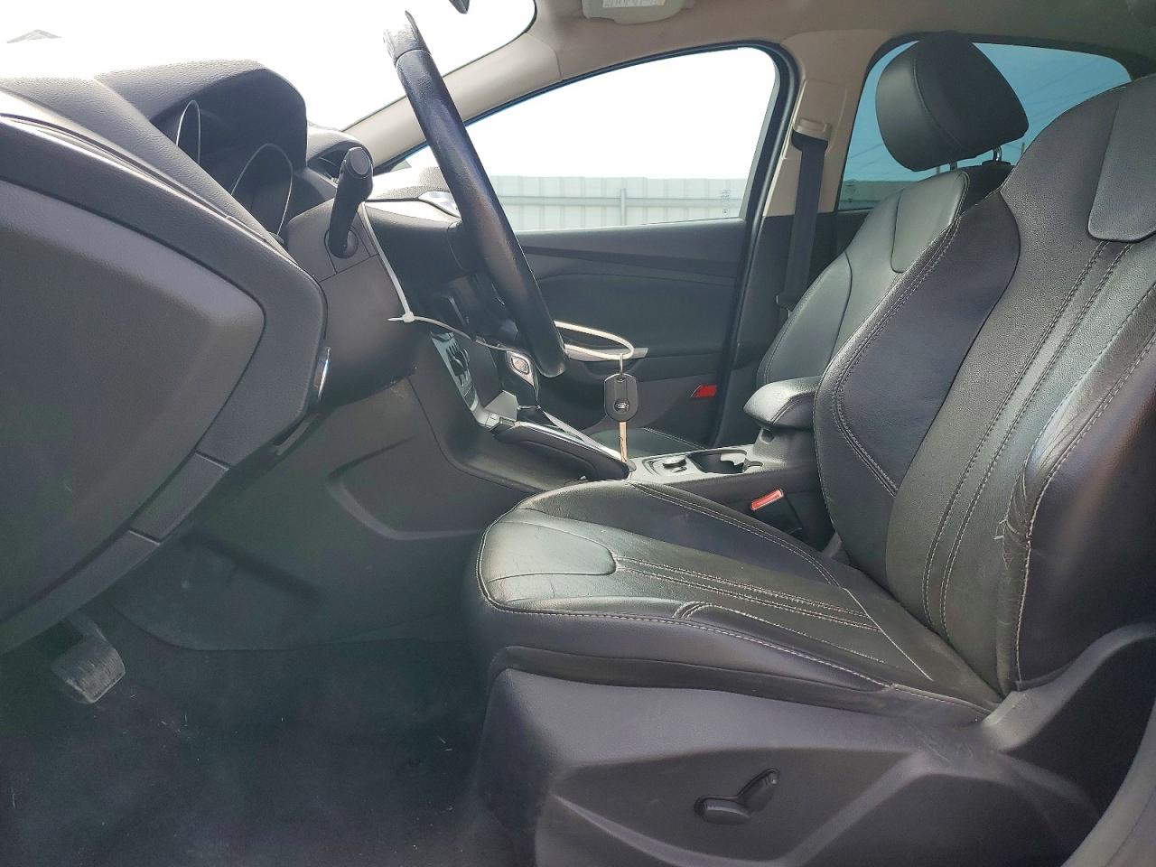 2013 FORD FOCUS SE photo 13